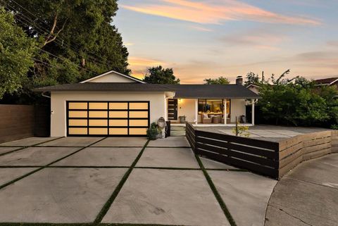 Photo of 2974 Ridge Court, Santa Clara, CA 95051 (MLS # ML82047320)