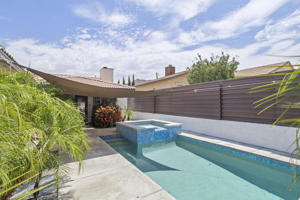 52280 Avenida Ramirez