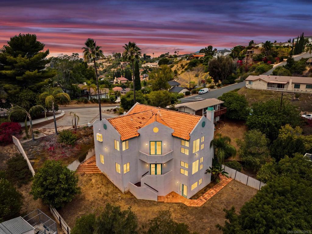 4235 Casa De Machado