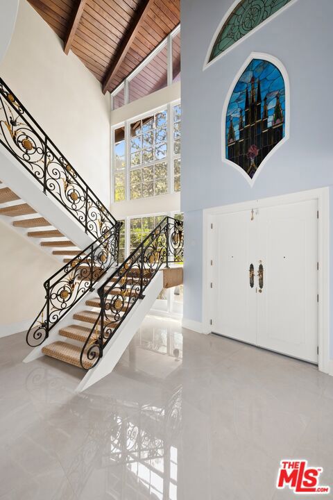 1727 Stone Canyon Road