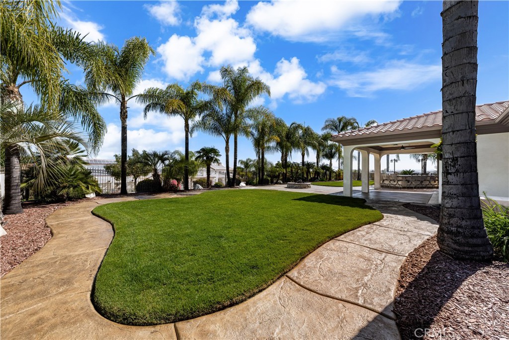 Corona, California, 92881, United States, 4 Bedrooms Bedrooms, ,5 BathroomsBathrooms,Residential,Active,2041818