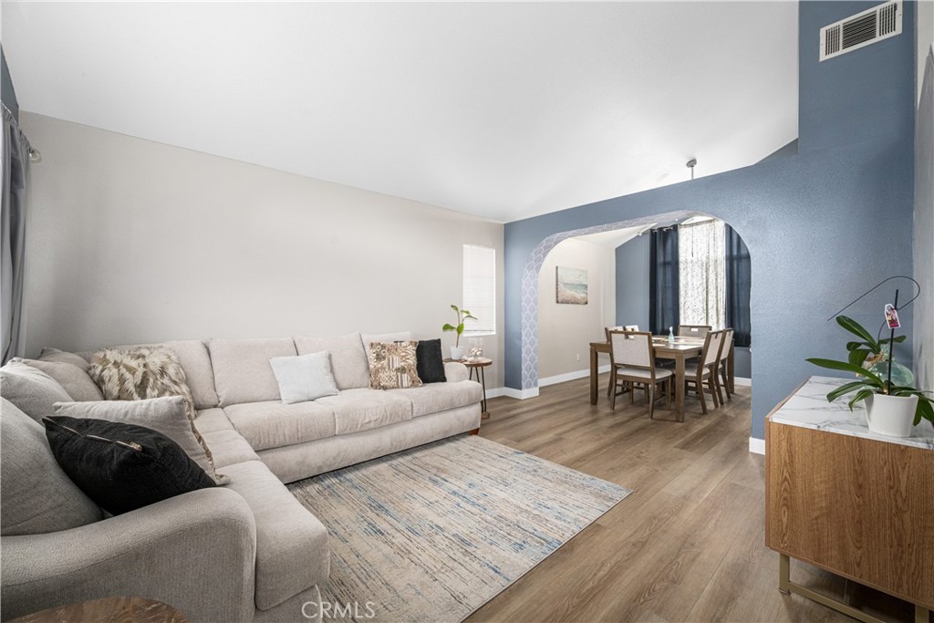 15095 Amorose Street