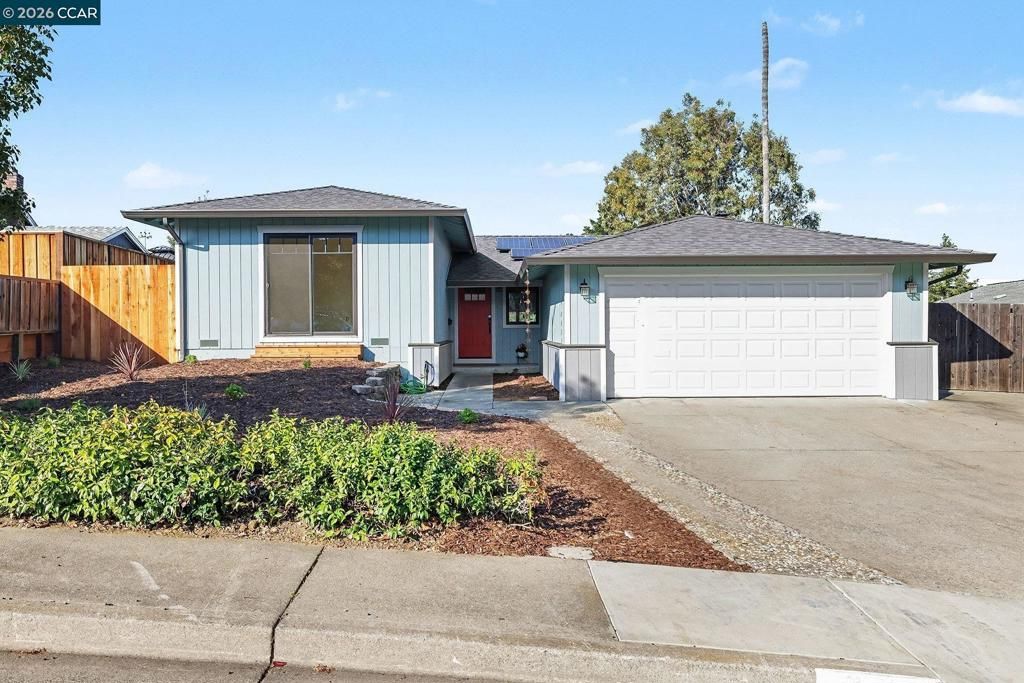 Photo of 837 Marie Ave Ave, Martinez, CA 94553 (MLS # 41120814)