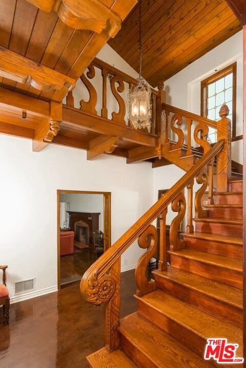 Tiny photo for 1957 MANDEVILLE CANYON Road, Los Angeles, CA 90049 (MLS # 25615483)