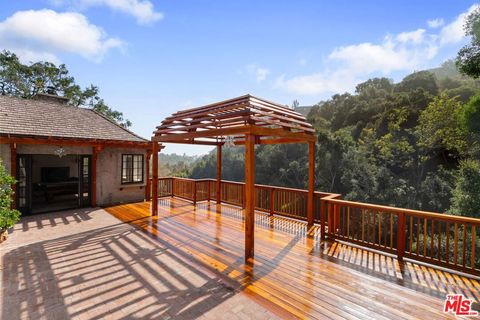 Tiny photo for 1957 MANDEVILLE CANYON Road, Los Angeles, CA 90049 (MLS # 25615483)