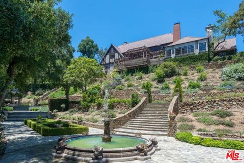 Tiny photo for 1957 MANDEVILLE CANYON Road, Los Angeles, CA 90049 (MLS # 25615483)