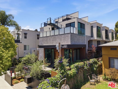 Photo of 1159 N Formosa Avenue #3, West Hollywood, CA 90046 (MLS # 26991369)