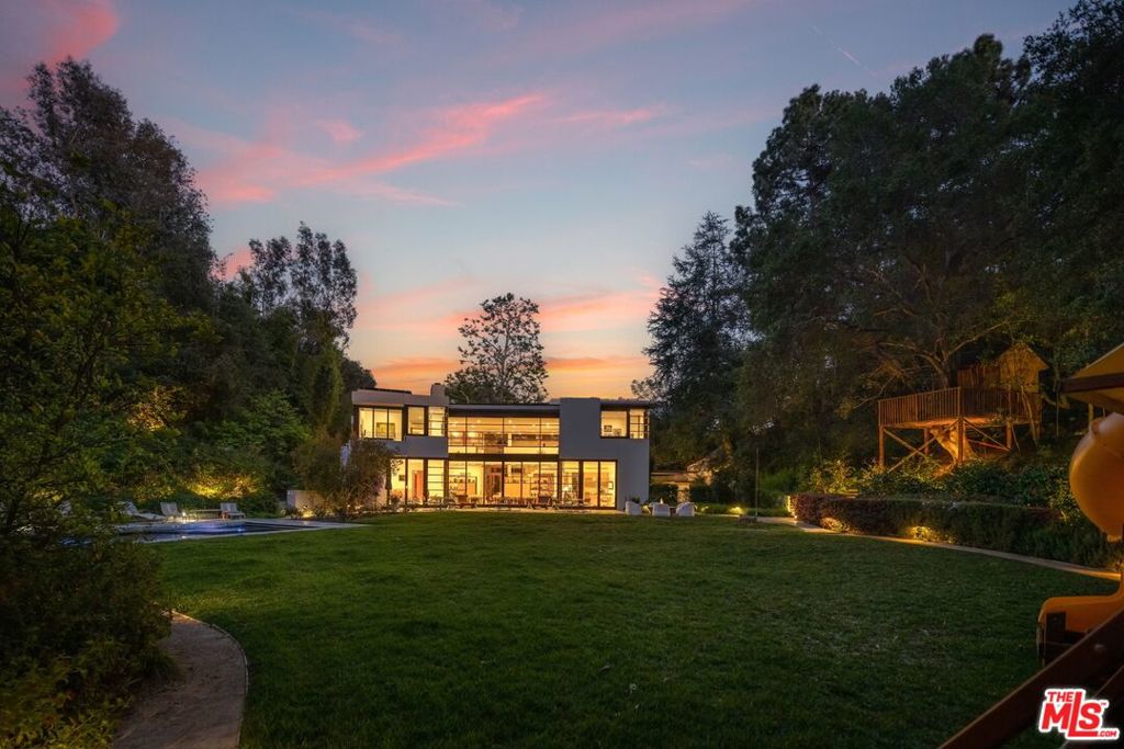 645 Tuallitan Road