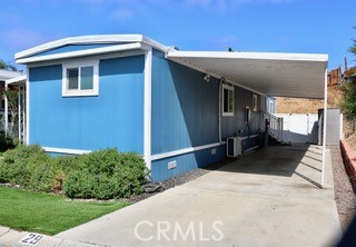 900 Howard Avenue 29