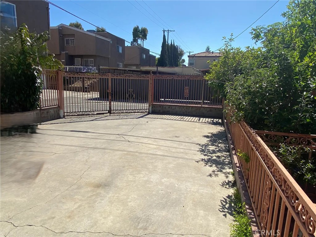 3111 Halldale Ave.