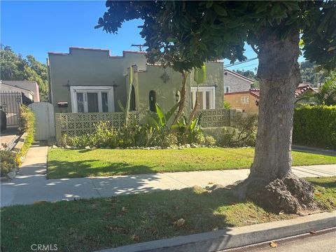 Photo of 1200 Green Street St, Glendale, CA 91205 (MLS # SR25191751)