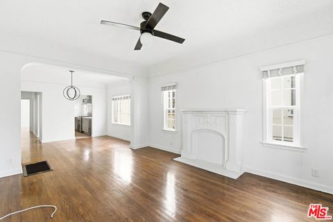 Photo of 1357 S Cloverdale Avenue, Los Angeles, CA 90019 (MLS # 26662981)