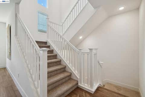 Tiny photo for 472 Diller St ST, Alameda, CA 94501 (MLS # 41137346)