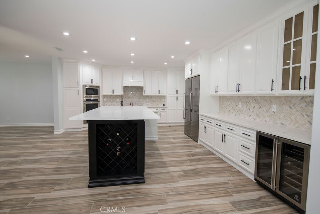 27404 Outrigger Lane