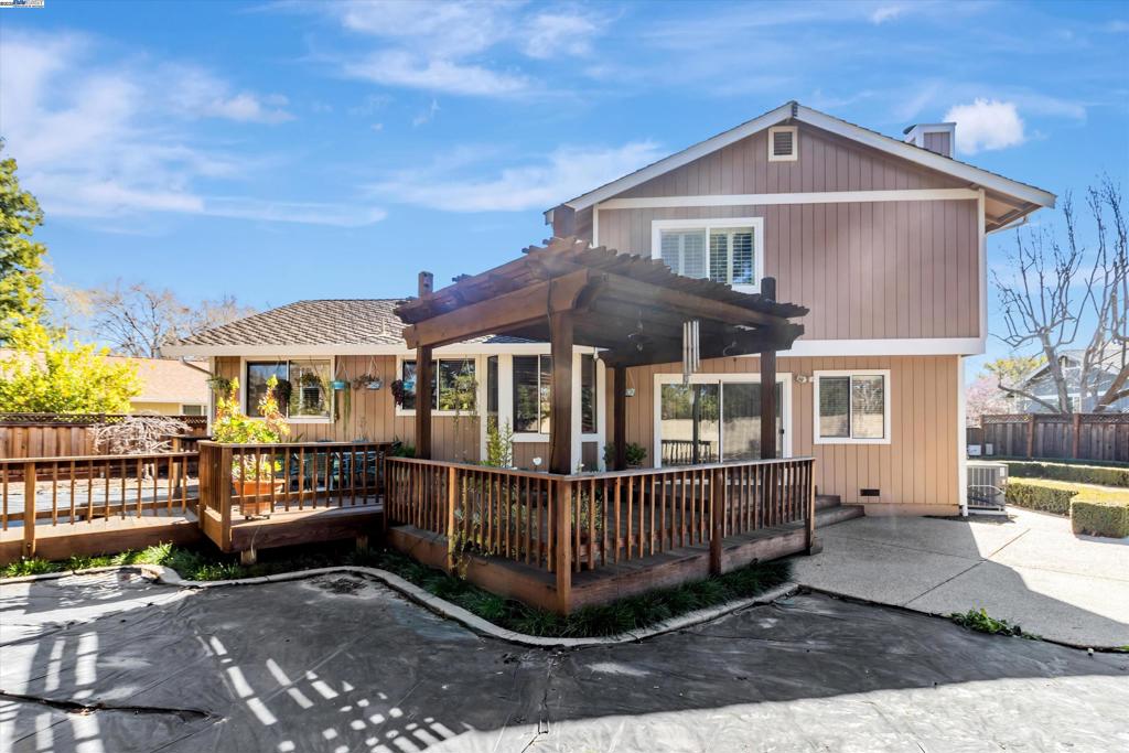 BROOKMEADOW PARK - Residential