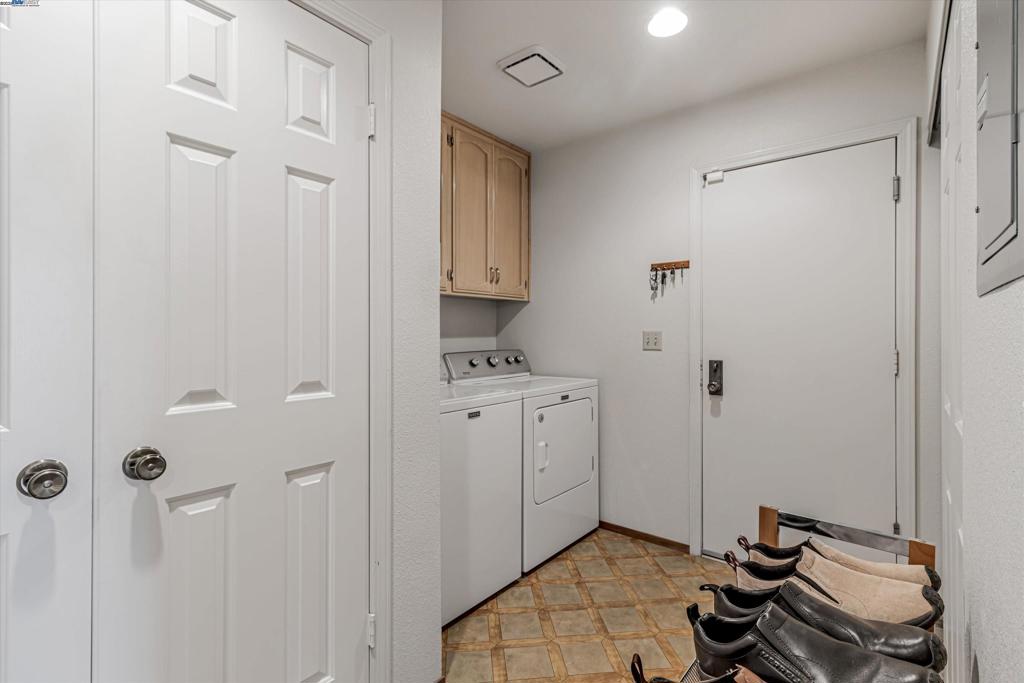 BROOKMEADOW PARK - Residential