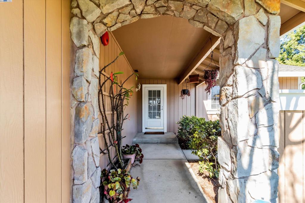 BROOKMEADOW PARK - Residential