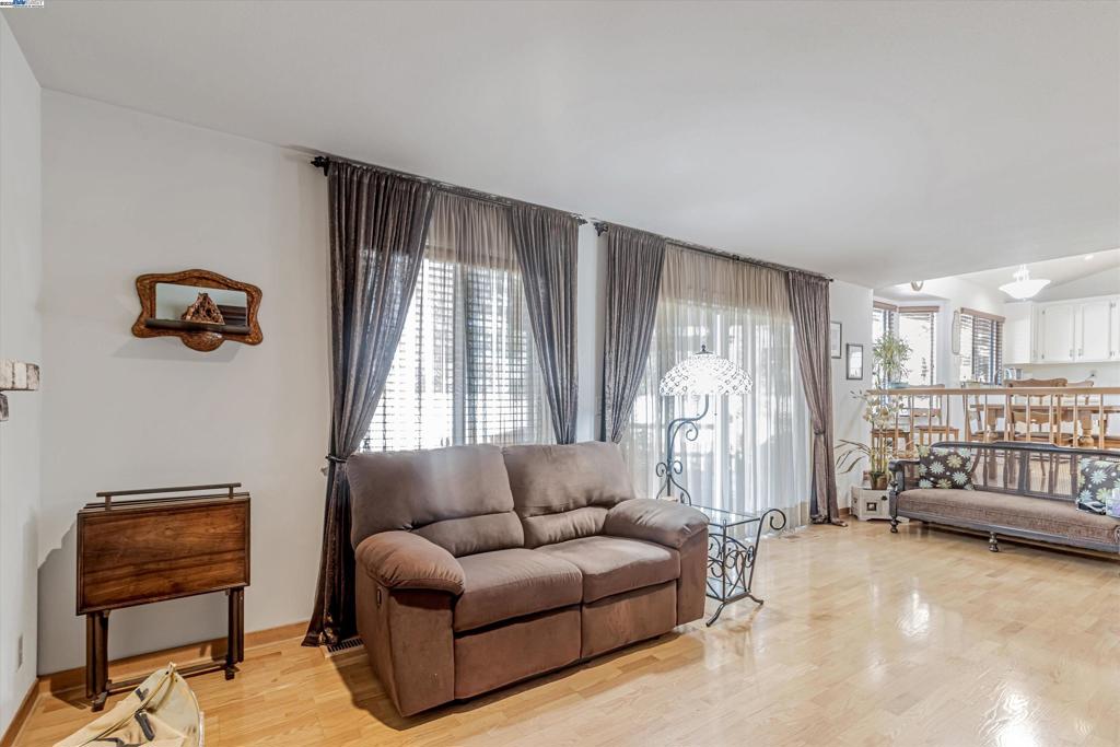 BROOKMEADOW PARK - Residential