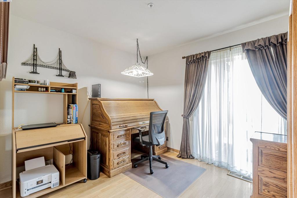 BROOKMEADOW PARK - Residential