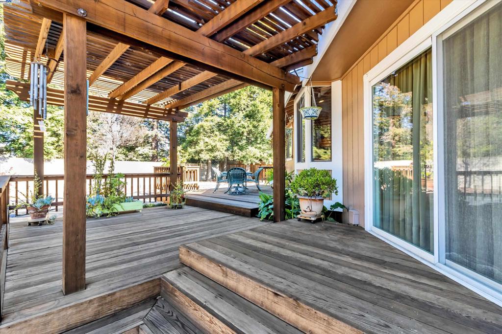 BROOKMEADOW PARK - Residential