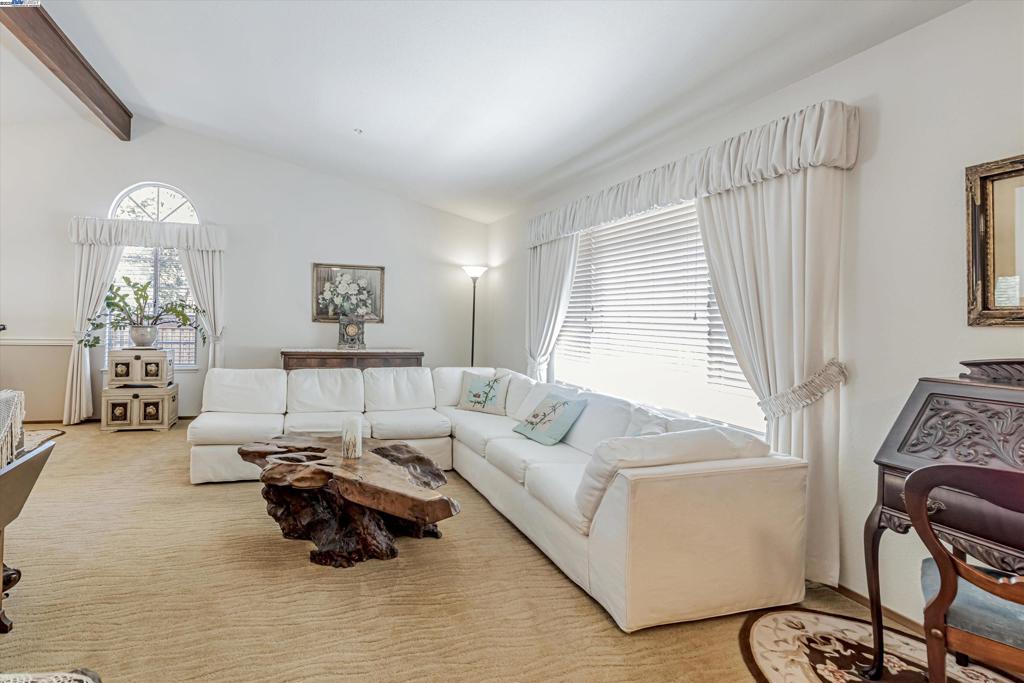 BROOKMEADOW PARK - Residential