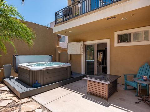 Tiny photo for 520 N Elena #B, Redondo Beach, CA 90277 (MLS # SB25243095)