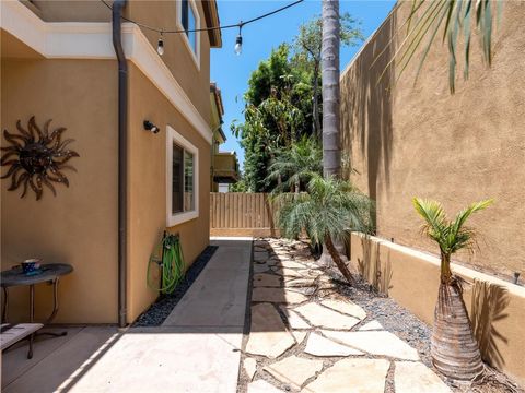 Tiny photo for 520 N Elena #B, Redondo Beach, CA 90277 (MLS # SB25243095)