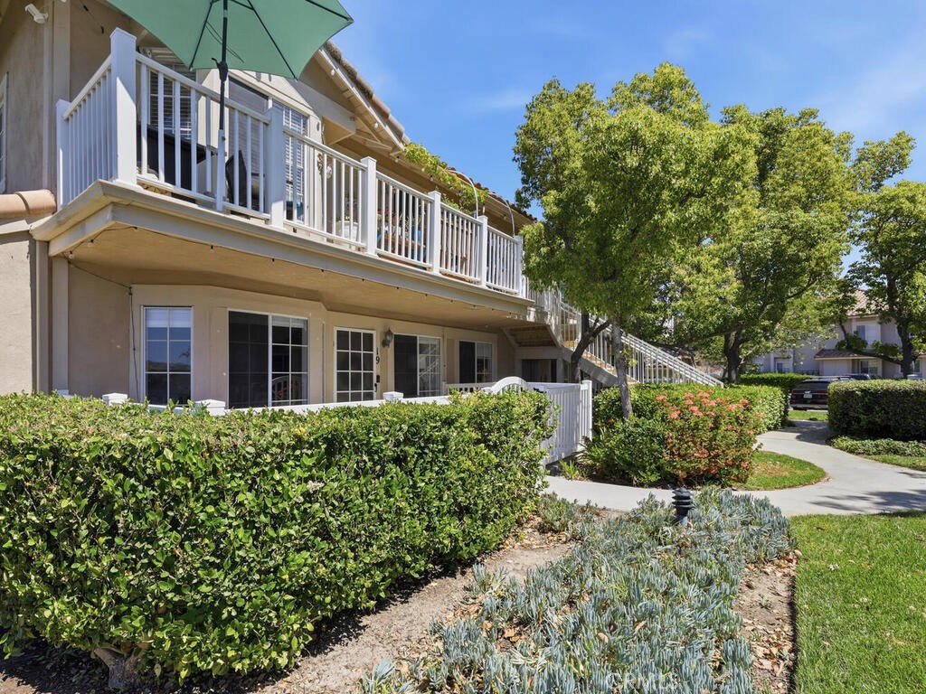 19801 Meadow Ridge 19