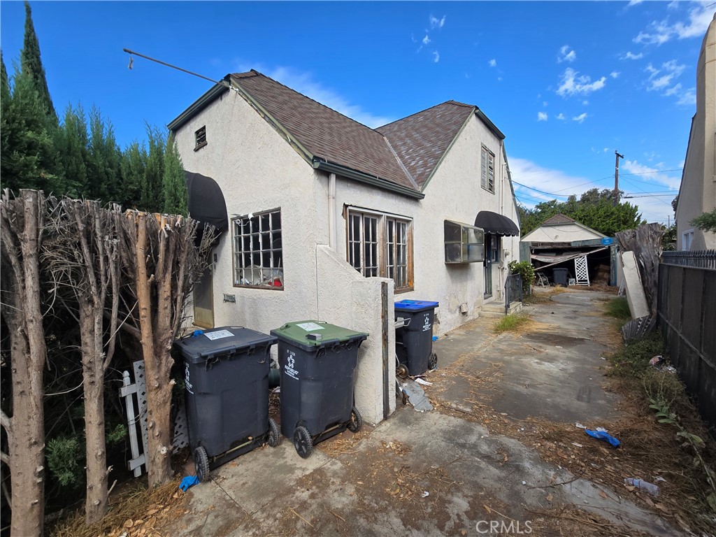 505 E Bishop