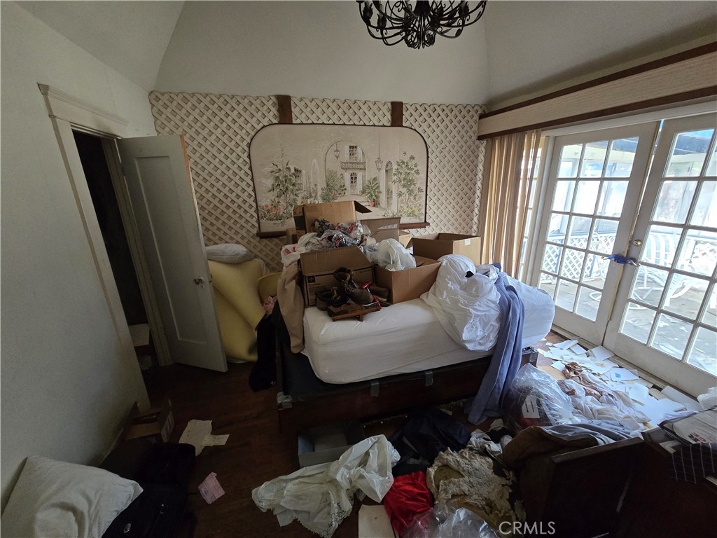 Bishop Manor (BSMR) - Residential