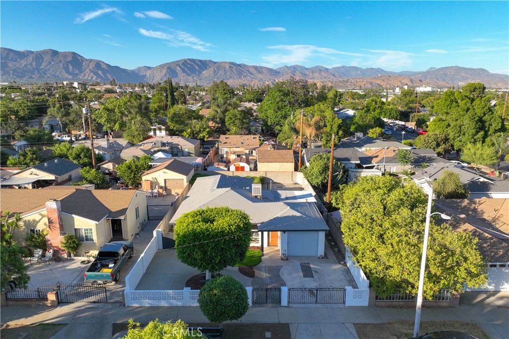 611 Griffith Street
