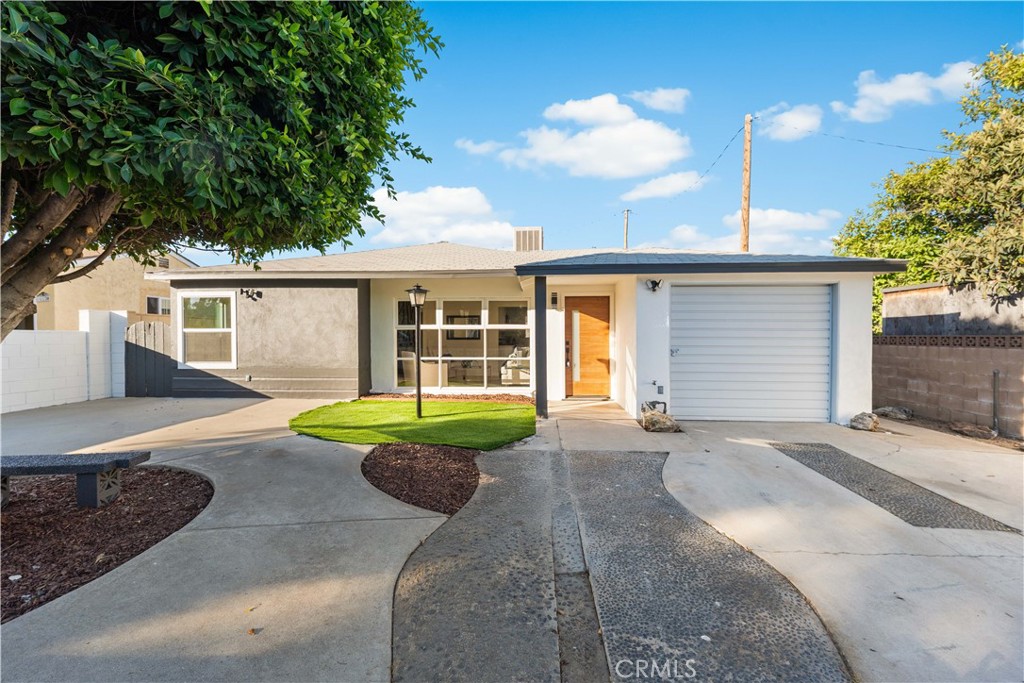 611 Griffith Street