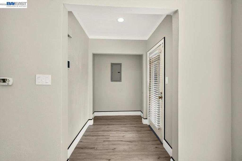 250 W Broadmoor Blvd