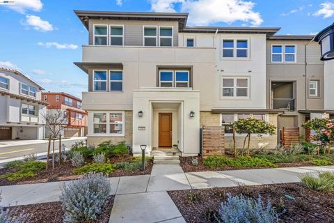 Photo of 1045 1045 Spiedini Ter, San Ramon, CA 94583 (MLS # 41125444)