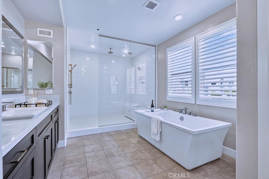 168 Crossover, Irvine CA 92618 - Photo 39
