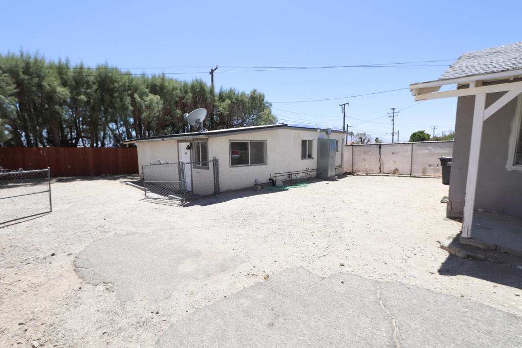 66175 Acoma Avenue