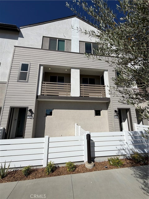 Photo of 1306 N Pinecrest Paseo, Ontario, CA 91762 (MLS # WS26213160)
