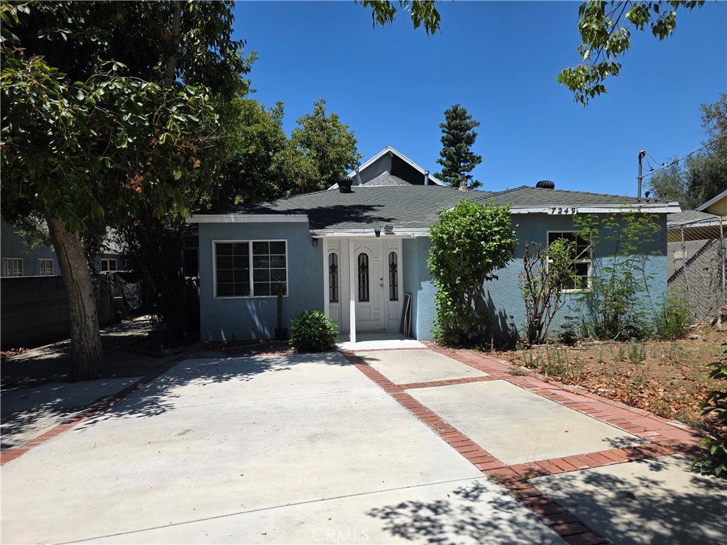 7249 Loma Verde Ave. AVE