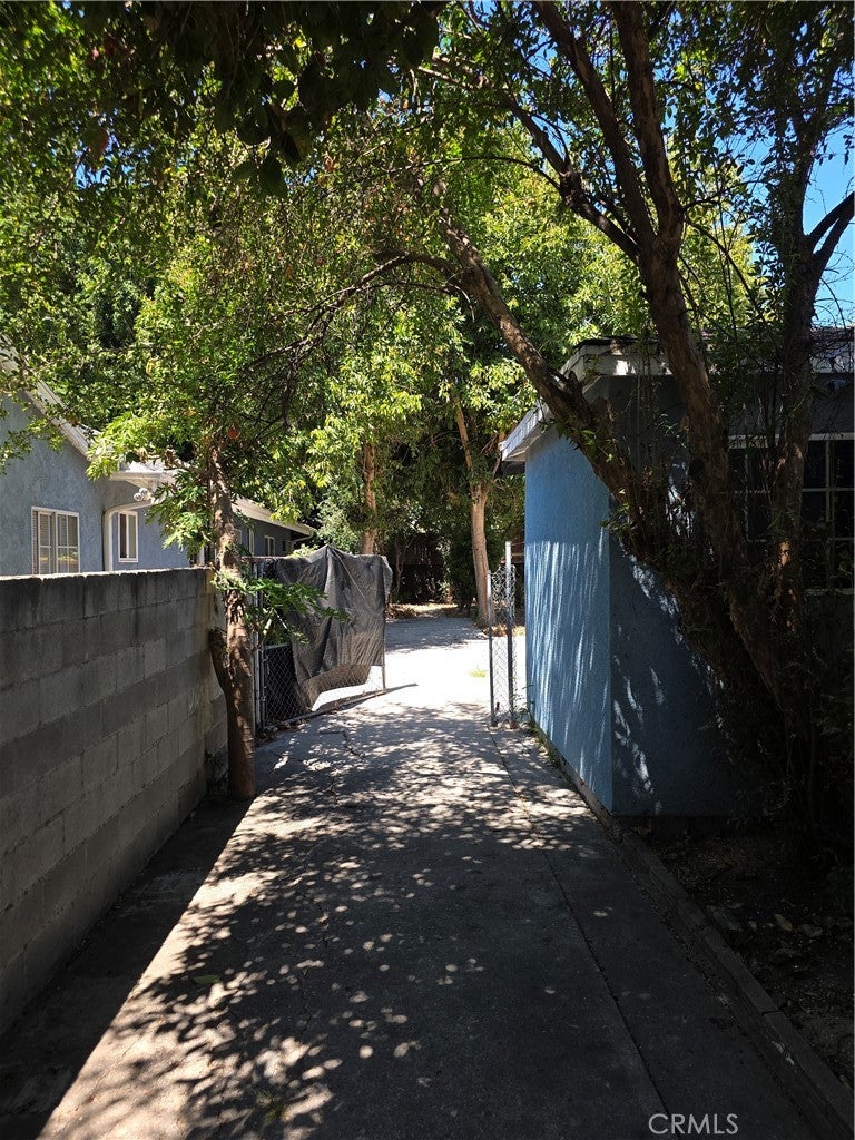 7249 Loma Verde Ave.