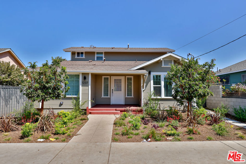 1237 W 25th Street