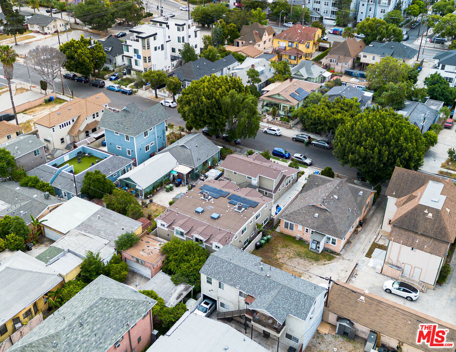 1237 W 25th Street