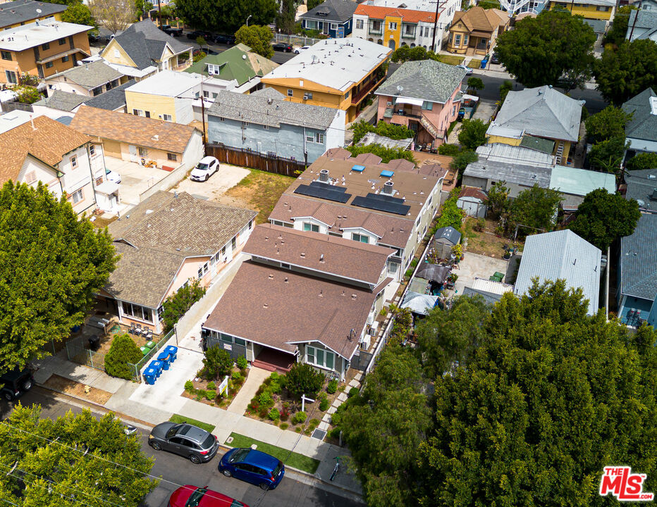 1237 W 25th Street
