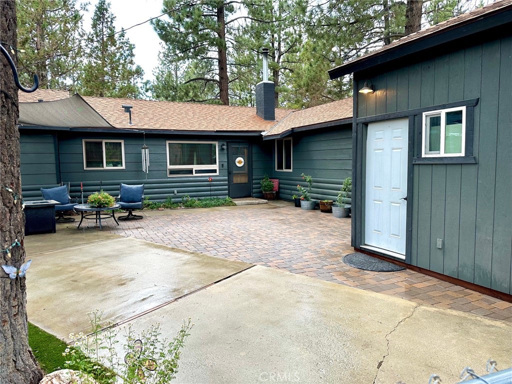 867 B Lane