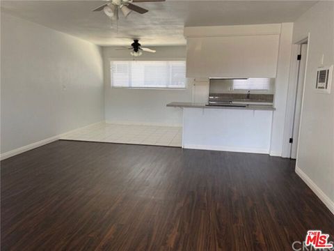 Photo of 1326 Amethyst Street #c, Redondo Beach, CA 90277 (MLS # 26642123)