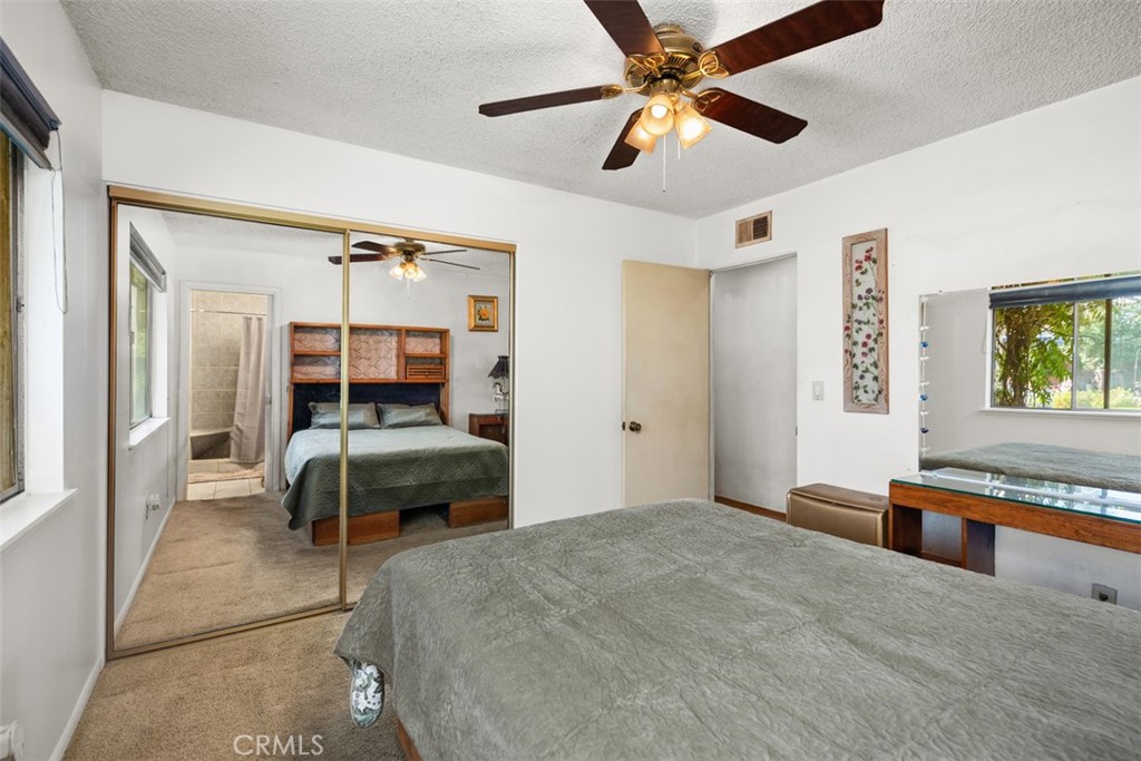 Lake Forest Keys (LK) - Residential