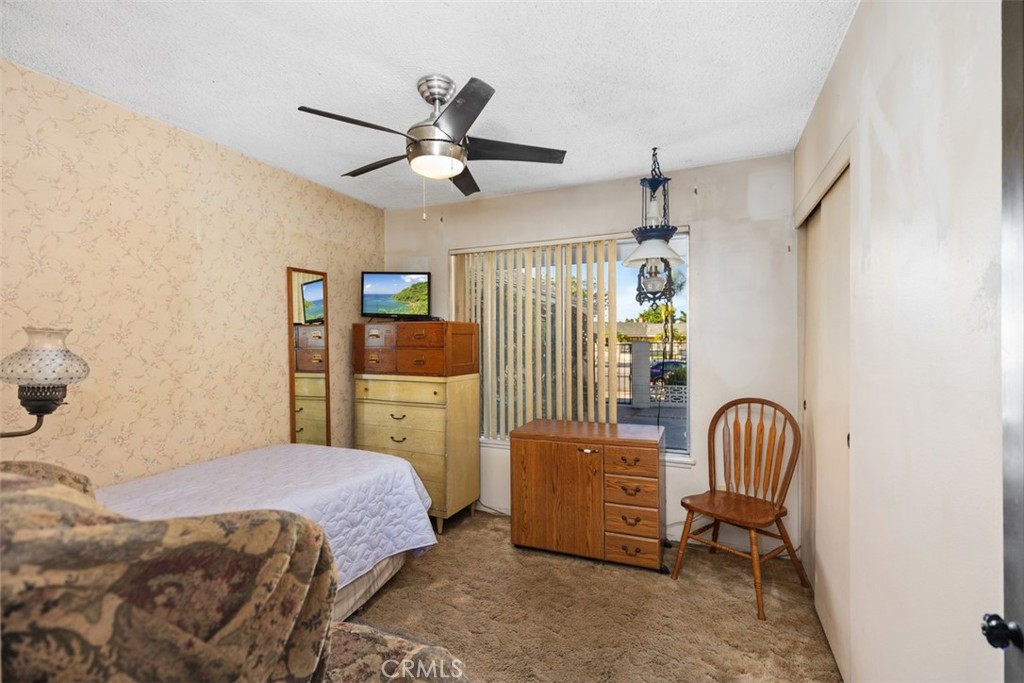 Lake Forest Keys (LK) - Residential