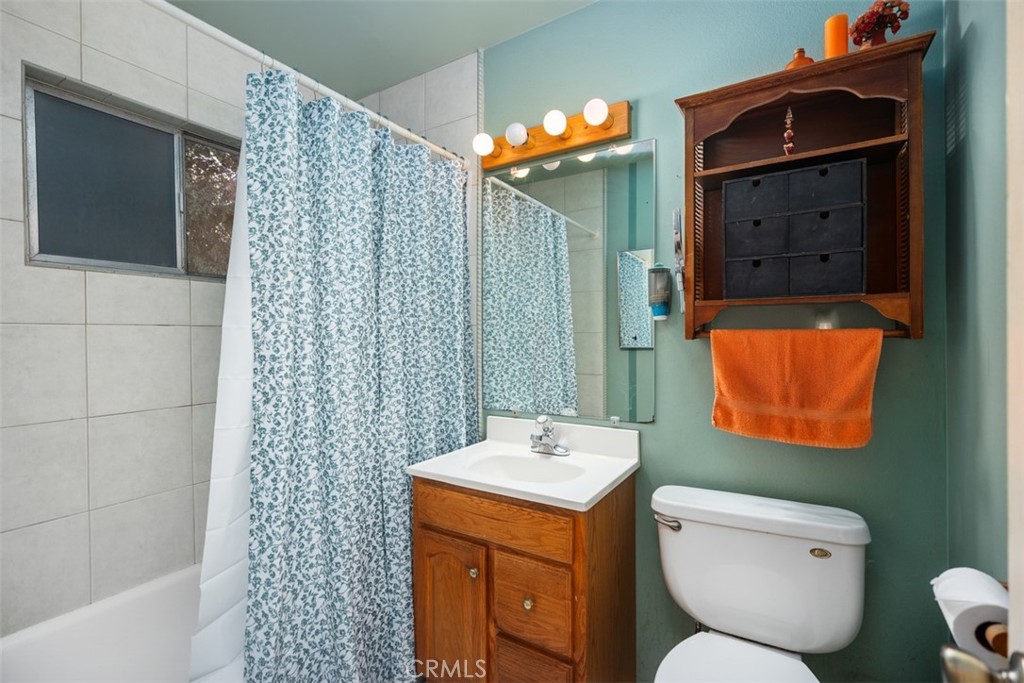 Lake Forest Keys (LK) - Residential