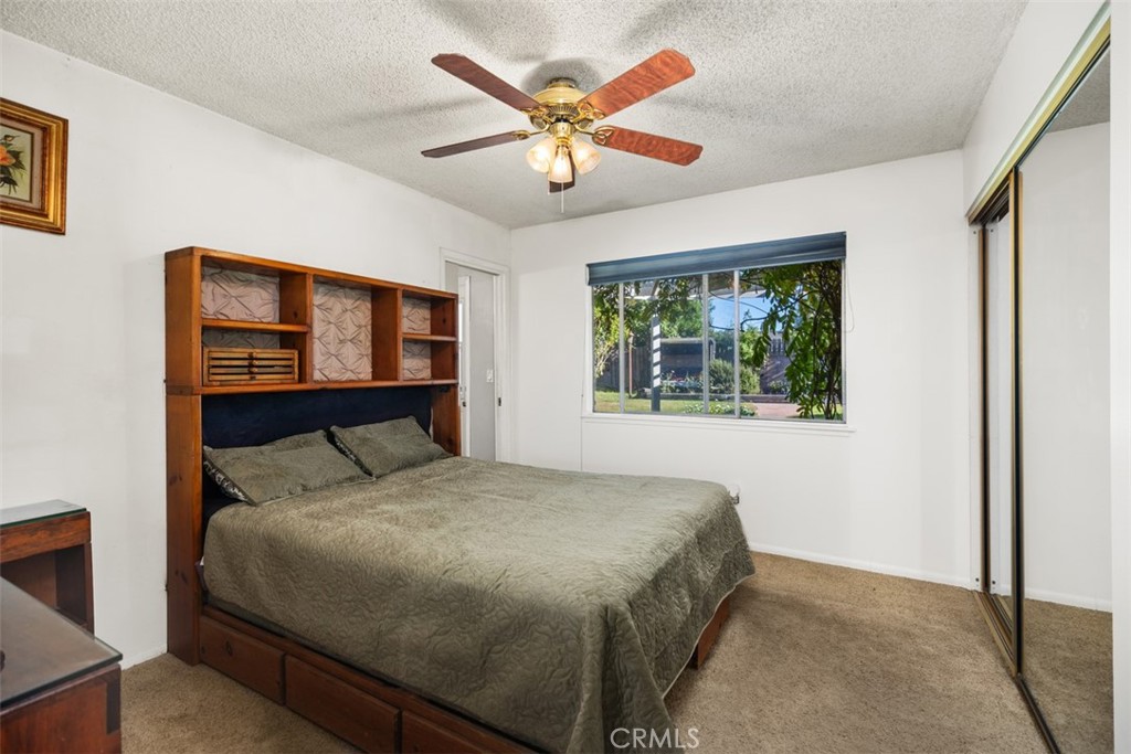 Lake Forest Keys (LK) - Residential