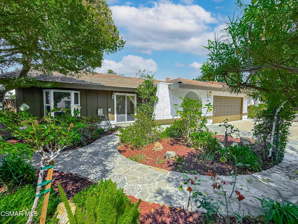 360 N Greenmeadow Avenue
