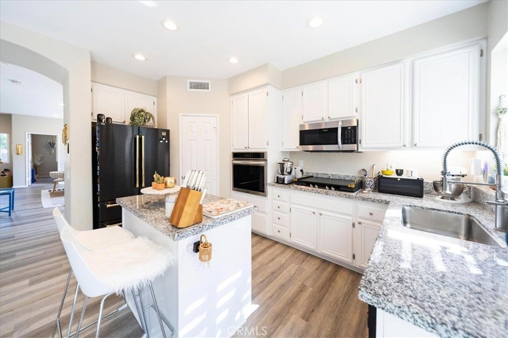 30940 Branford
